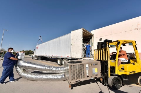 Llega Hospital Móvil de Acuña para pacientes COVID a Torreón