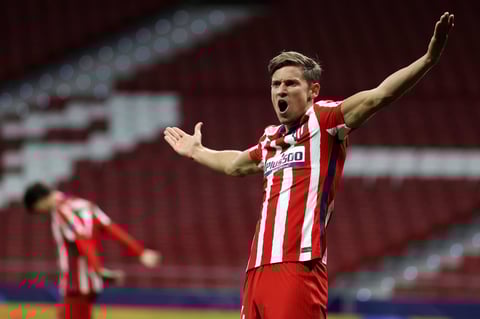Él tiene la lucidez y el descaro que tanto echa en falta en los últimos metros el Atlético. También el talento. Y el gol. No hay ninguna duda en ese sentido sobre el atacante portugués, pero sí en otros parámetros. En la colocación, en la intensidad, en la presión y, sobre todo, en la selección del momento de cada regate, de elegir una maniobra u otra, un pase o una conducción...