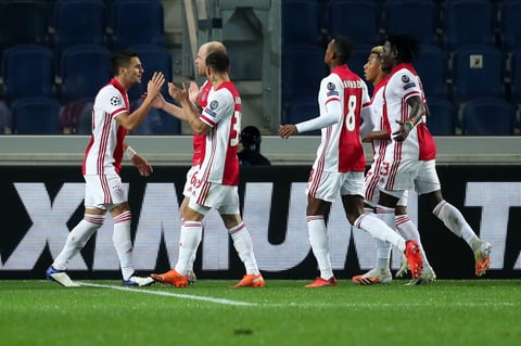 Ajax empata con el Atalanta sin Edson Álvarez en la Champions League