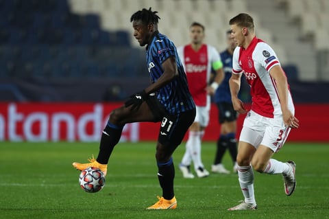 Ajax empata con el Atalanta sin Edson Álvarez en la Champions League