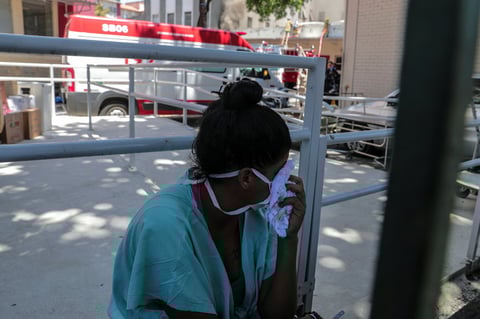 Doscientos pacientes son evacuados por incendio en hospital de Brasil