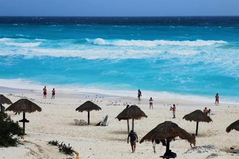 Resiente Caribe mexicano paso del huracán 'Zeta'