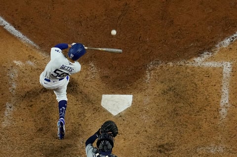 Julio Urías y Víctor González le dan la Serie Mundial a los Dodgers