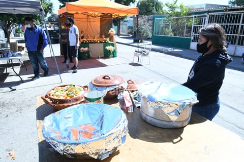 Mantienen tradición de reliquia a San Judas Tadeo durante pandemia en Torreón