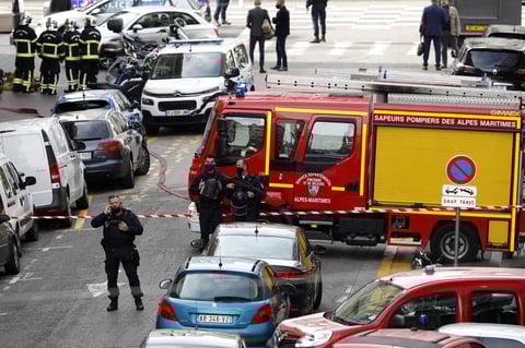 Tres personas murieron en un ataque en una iglesia católica de Niza en Francia