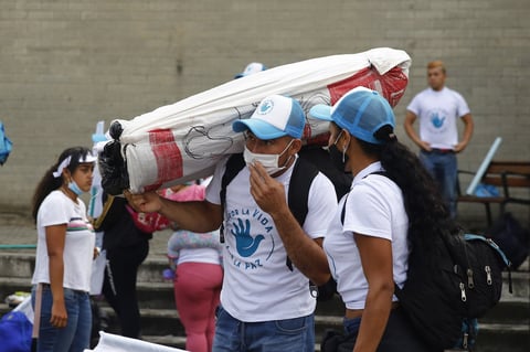 Protestan exguerrilleros de las FARC contra la violencia en Colombia