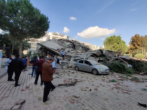 Importantes daños materiales dejó un sismo registrado en Grecia y Turquía