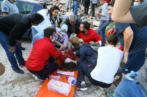 Importantes daños materiales dejó un sismo registrado en Grecia y Turquía
