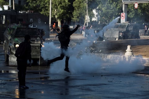 Vuelven las protestas en Chile tras aprobar histórico plebiscito