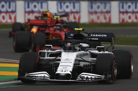 Se impone Hamilton en Gran Premio de Emilia Romaña; 'Checo' Pérez finaliza en sexto