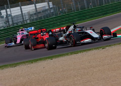 Se impone Hamilton en Gran Premio de Emilia Romaña; 'Checo' Pérez finaliza en sexto