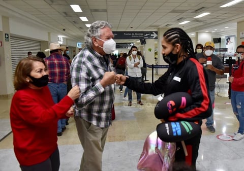 Yulihan ‘Cobrita’ Luna regresa a La Laguna con el titulo Gallo del Consejo Mundial de Boxeo que le arrebató la ‘Barby’ Juárez