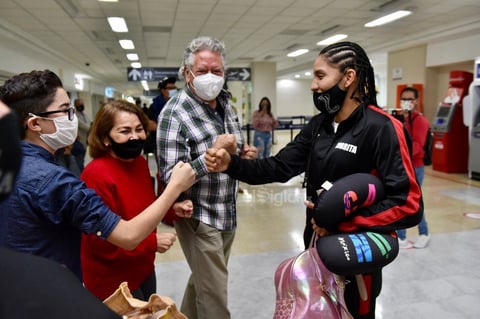 Yulihan ‘Cobrita’ Luna regresa a La Laguna con el titulo Gallo del Consejo Mundial de Boxeo que le arrebató la ‘Barby’ Juárez