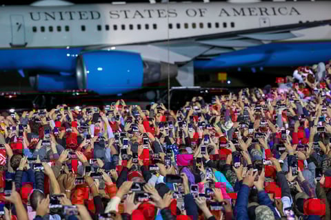 Donald Trump lanza frenético cierre de campaña para revertir encuestas