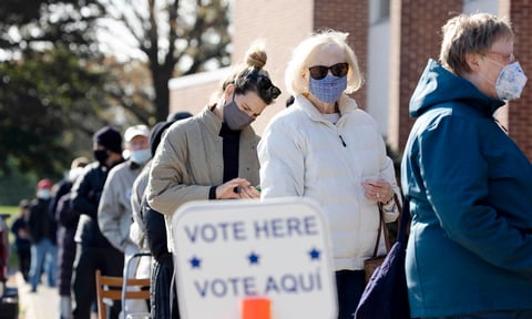 Ya abrieron los primeros colegios electorales en una jornada histórica donde se decidirá entre Donald Trump o Joe Biden