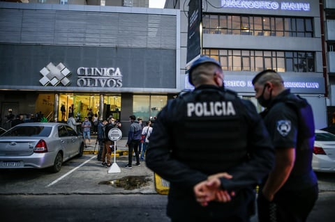 El exjugador argentino será operado por un coágulo en la cabeza