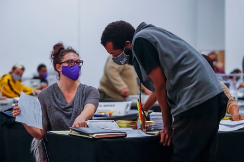 Conteo de boletas en Georgia, uno de los estados restantes