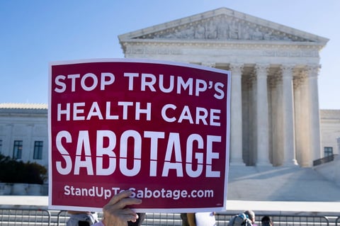 Manifestantes expresaron su apoyo a la ley de salud del Obamacare que es discutida en la Corte Suprema de Estados Unidos