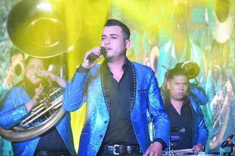 “Asimismo, incluimos rolas conocidas, como Para morir iguales, de José Alfredo Jiménez; El avión de la muerte, de Los Tigres del Norte; o Llegó su padre, de la Original Banda el Limón”, contó.