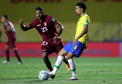 Brasil mantiene el liderato en Conmebol tras vencer a Venezuela