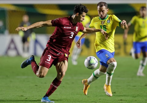 Brasil mantiene el liderato en Conmebol tras vencer a Venezuela