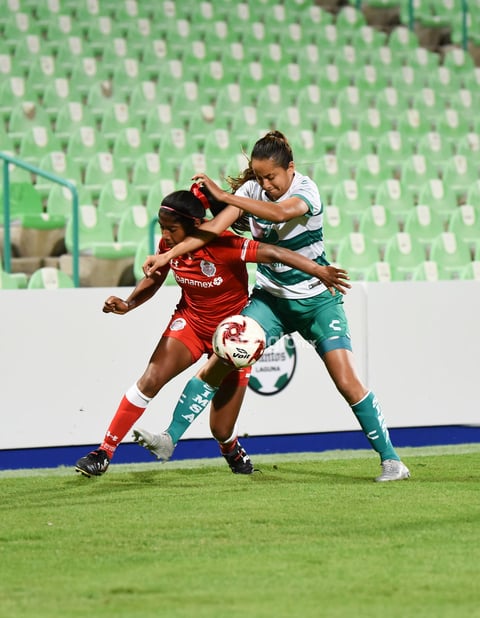 Santos Laguna vs Toluca, Femenil GUARDIANES 2020 J17


 Santos Laguna vs Toluca, Femenil GUARDIANES 2020 J17