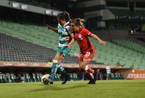 Santos Laguna vs Toluca, Femenil GUARDIANES 2020 J17


 Santos Laguna vs Toluca, Femenil GUARDIANES 2020 J17
