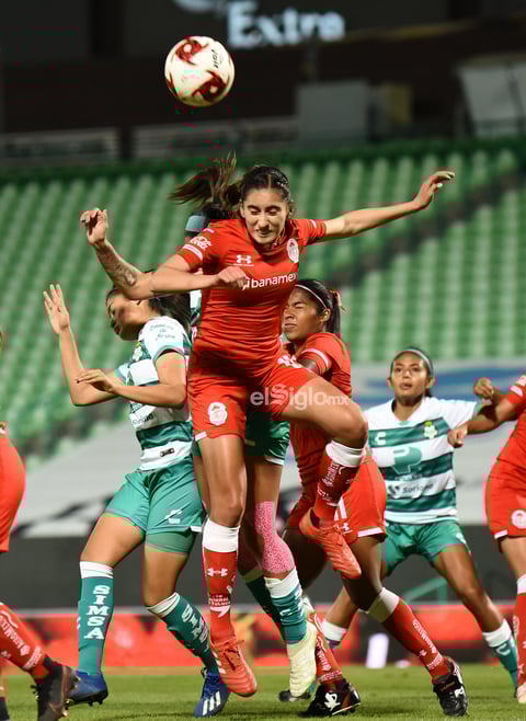 Santos Laguna vs Toluca, Femenil GUARDIANES 2020 J17


 Santos Laguna vs Toluca, Femenil GUARDIANES 2020 J17