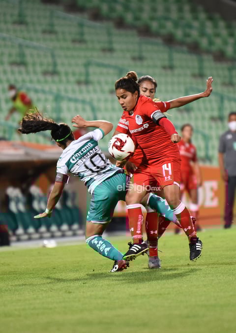 Santos Laguna vs Toluca, Femenil GUARDIANES 2020 J17


 Santos Laguna vs Toluca, Femenil GUARDIANES 2020 J17