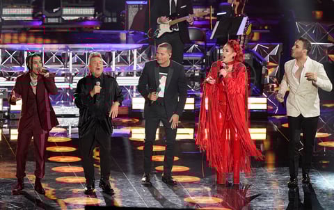 Natalia Lafourcade gana Álbum del Año en los Latin Grammy; Residente se lleva Canción