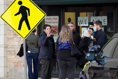 Tiroteo en centro comercial de Wisconsin deja ocho heridos