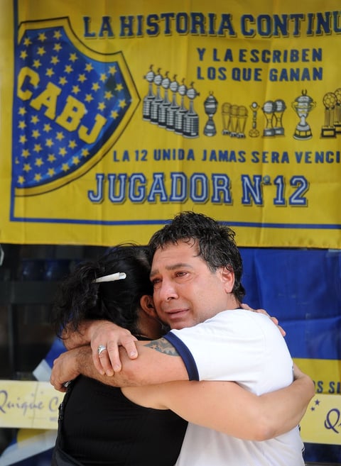 Los aficionados tomaron las calles para homenajear a su ídolo 