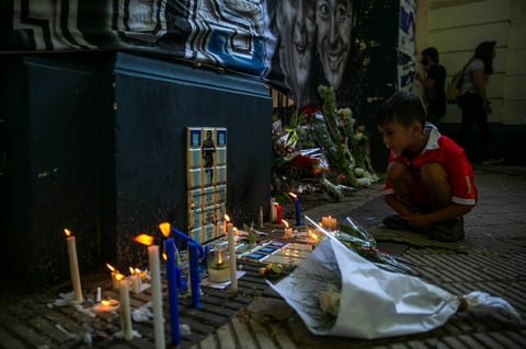 Los aficionados tomaron las calles para homenajear a su ídolo 