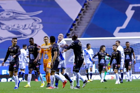 Puebla  se lleva la ida de los cuartos de final ante el León