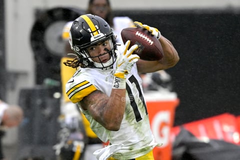 Los Steelers siguen con su paso perfecto