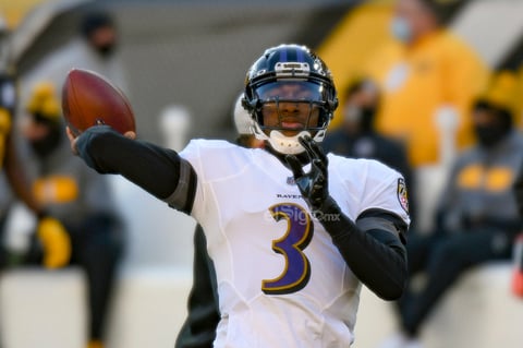 Los Steelers siguen con su paso perfecto