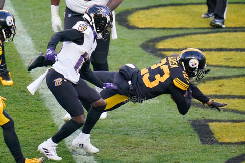 Los Steelers siguen con su paso perfecto