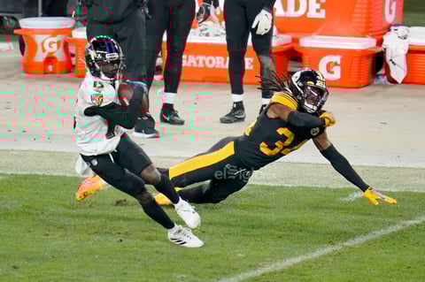 Los Steelers siguen con su paso perfecto