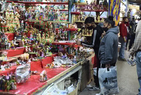Inauguran y dan la bendición al mercadito navideño de Torreón