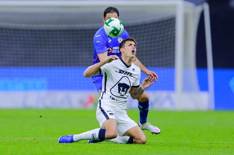 Vence Cruz Azul 4-0 a Pumas