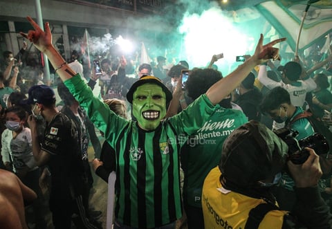 El duelo entre León y Chivas en la semifinal de vuelta del torneo Guard1anes 2020
