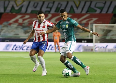 El duelo entre León y Chivas en la semifinal de vuelta del torneo Guard1anes 2020