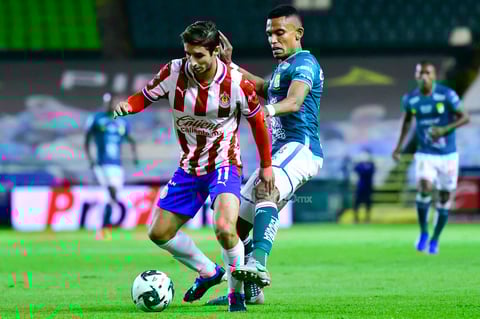El duelo entre León y Chivas en la semifinal de vuelta del torneo Guard1anes 2020