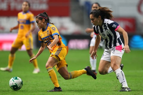 Vence Tigres 1-0 a Rayadas en Final de Ida de la Liga MX Femenil