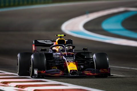 Triunfa Max Verstappen en Gran Premio de Abu Dabi