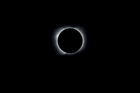 Países de Suramérica disfrutan del eclipse total de Sol