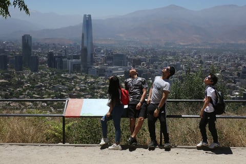 Países de Suramérica disfrutan del eclipse total de Sol