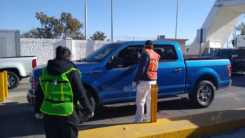 Ingresan más de 11 mil vehículos de EU a México, en tres días