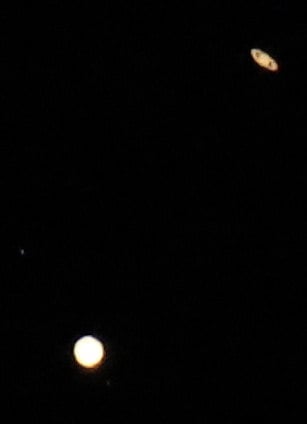 Así se ve la 'estrella de Belén', alineación entre Júpiter y Saturno