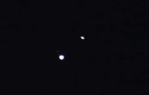Así se ve la 'estrella de Belén', alineación entre Júpiter y Saturno
